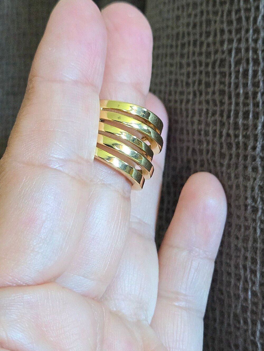 Gold💛 Multi Row Band Ring💍 - NWOT - Picture 9 of 16